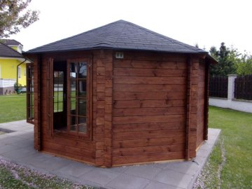 Osmiboký altán - Poděbrady, květen 2021