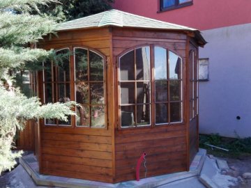 Uzavřený altánek - Prachatice, srpen 2016