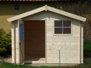 Na podlahový rošt jsme položili dřevěnou podlahu ze smrkových palubek