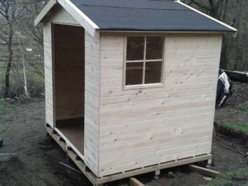 Montáž zahradního domečku - Pyšely, únor 2022