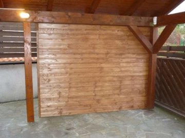 Zastřešené stání s mini domečkem - Rokycany, prosinec 2013