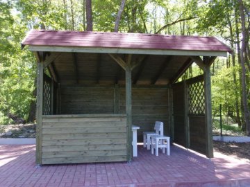 Zastřešené posezení - Rokycany, červen 2015