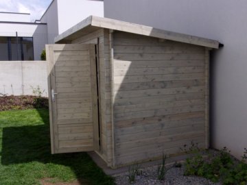 Zahradní domek Kris s upravenými dveřmi
